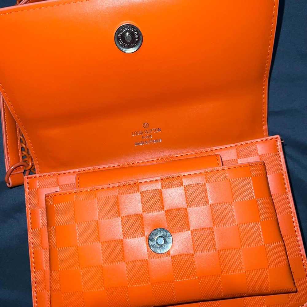 Vibrant Orange Checkered Crossbody Bag - Picture 3 of 3